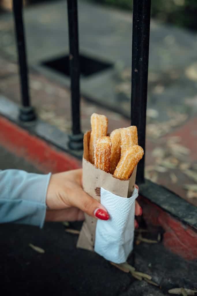 churros with sugar
